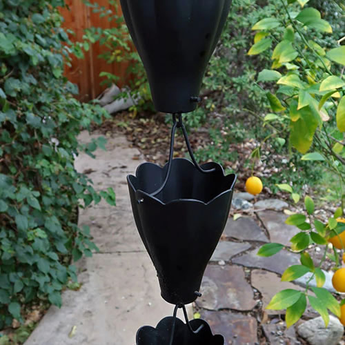 Scallop Aluminum Matte Black Cups Rain Chain